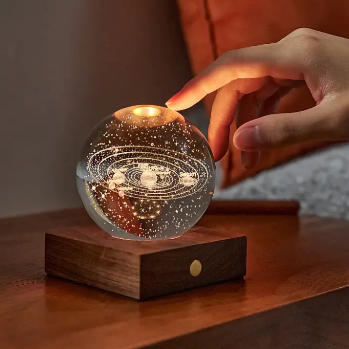 Bola de cristal con luz