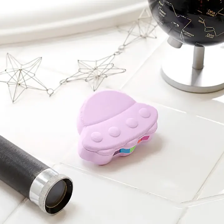Bombas de baño arcoíris con formas