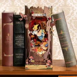 Book Nook: kit para construir un sujetalibros 3D El País de las Maravillas