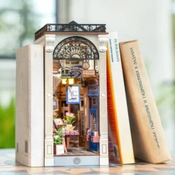 Book Nook: kit para construir un sujetalibros 3D en forma de galería parisina