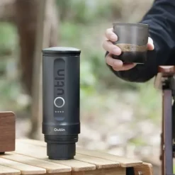 Cafetera espresso portátil OutIn Nano