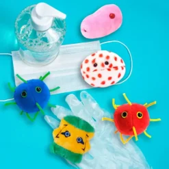 Caja peluches originales plagas del siglo XXI