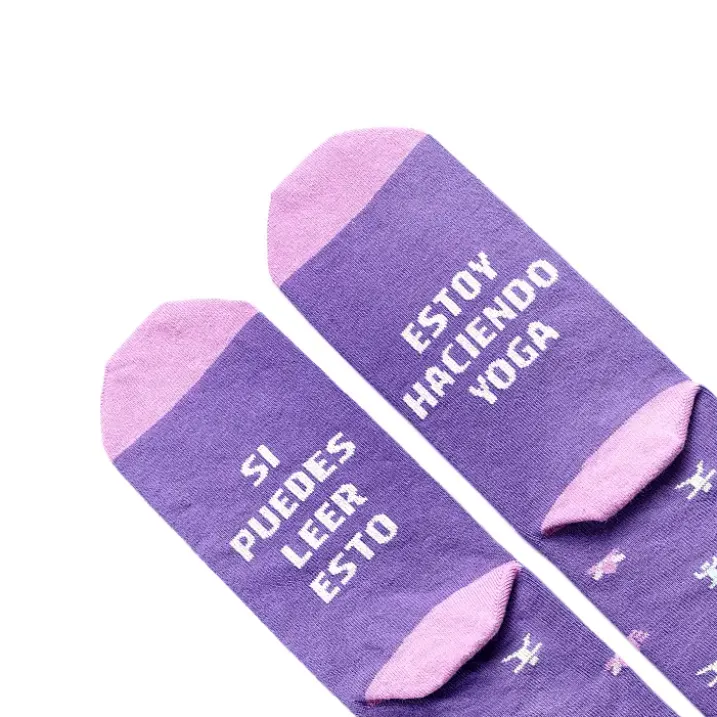 Calcetines con mensaje: Si puedes leer esto, estoy haciendo yoga