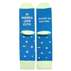 Calcetines con mensaje: Si puedes leer esto tráeme un gin tonic