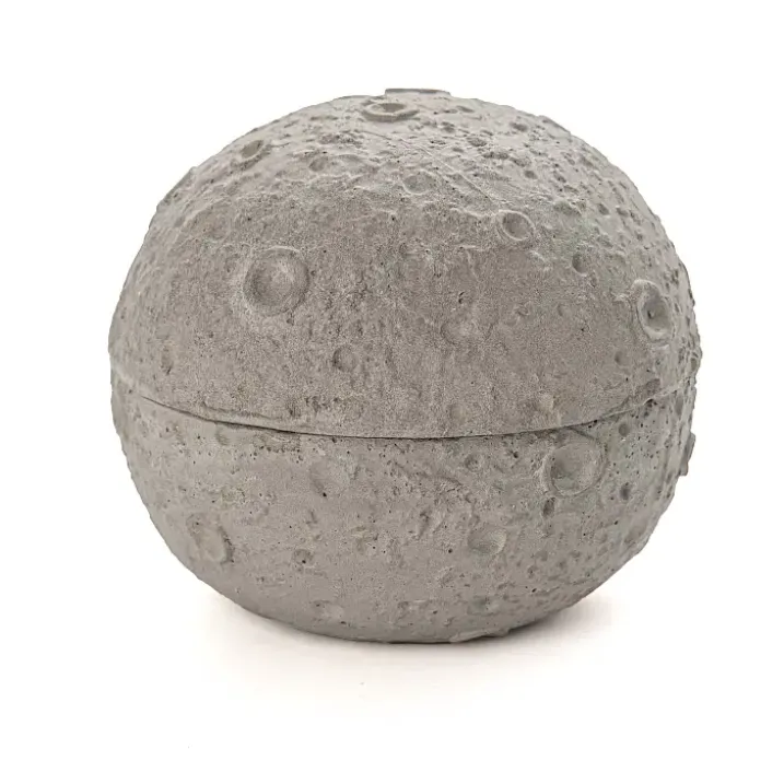 Cenicero original con forma de luna