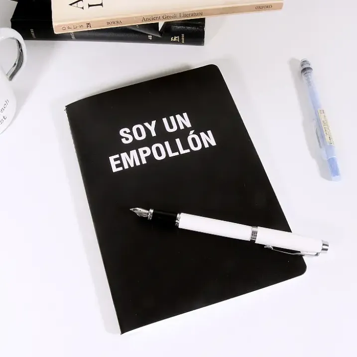 Cuaderno con mensaje para empollones