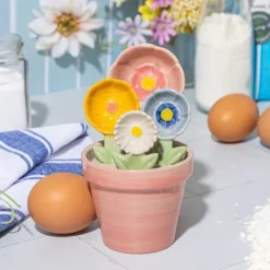 Cucharas medidoras en forma de flor con maceta