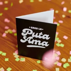 Divertida tarjeta de felicitación para sobradas