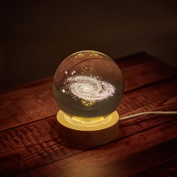 El universo en una bola de cristal luminosa