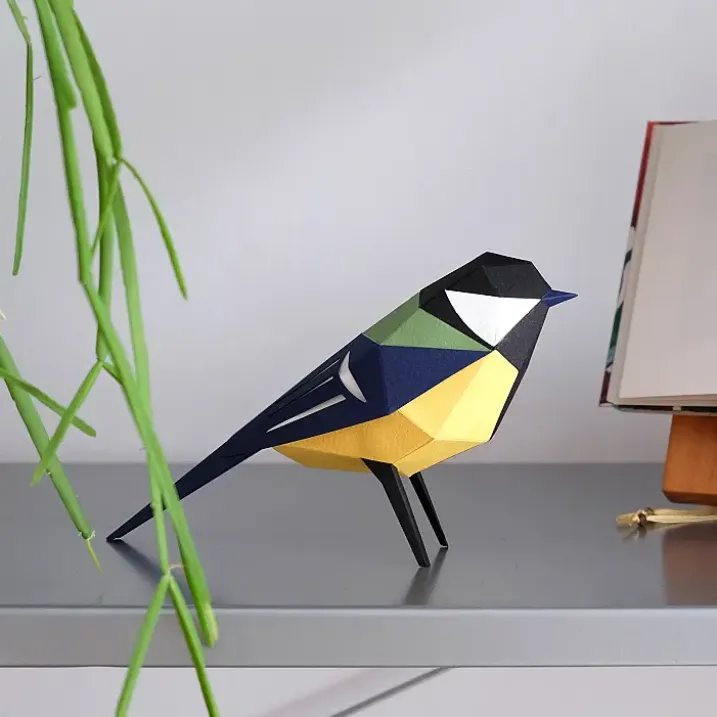 Figuras de papel 3D de pájaros de Plego