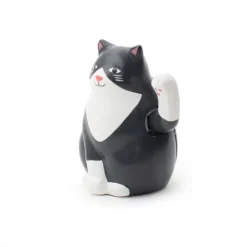 Gato solar que mueve la pata