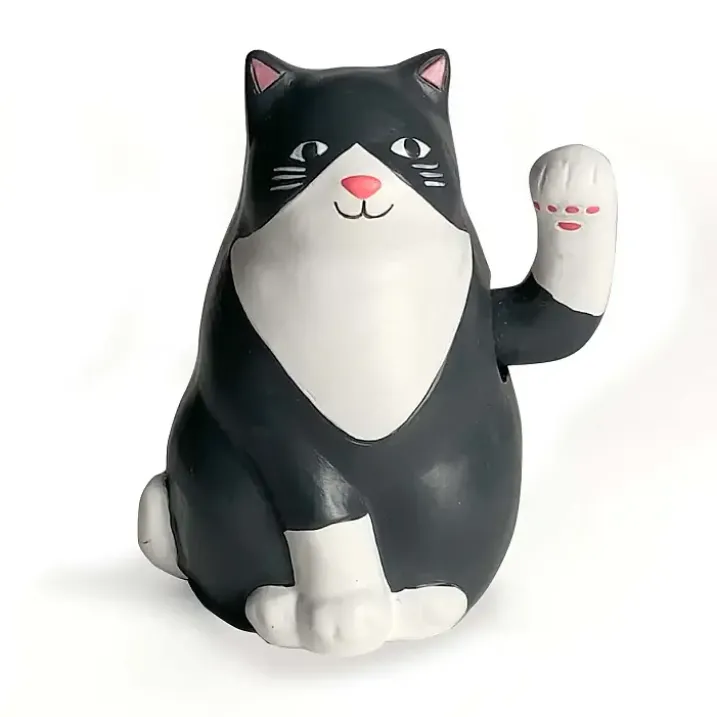 Gato solar que mueve la pata