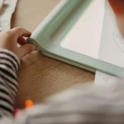 Kidydraw Pro. Pizarra luminosa para aprender a dibujar y escribir