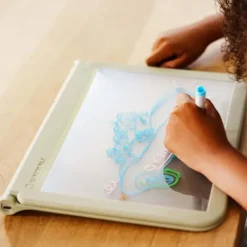 Kidydraw Pro. Pizarra luminosa para aprender a dibujar y escribir
