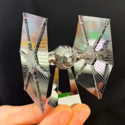 Kit de construcción 3D de Metal Earth: TIE Fighter de Star Wars