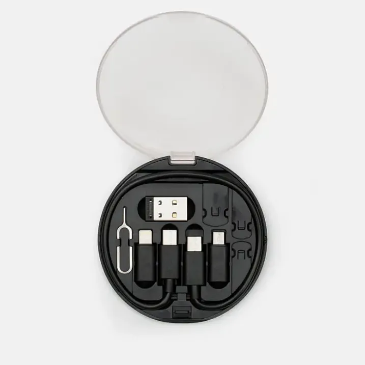Kit de viaje con accesorios para el móvil