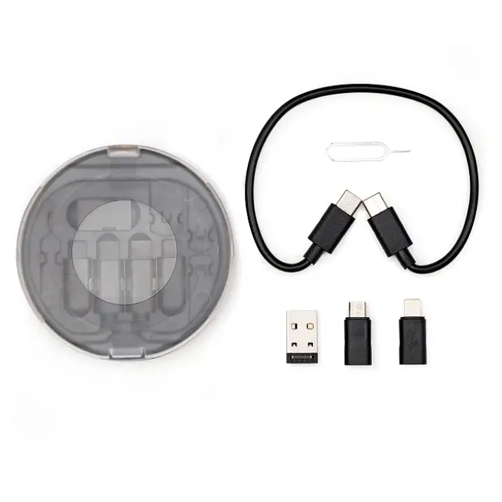 Kit de viaje con accesorios para el móvil