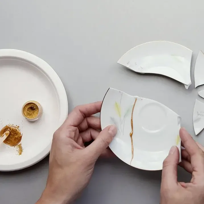 Kit Kintsugi para reparar cerámica rota con oro