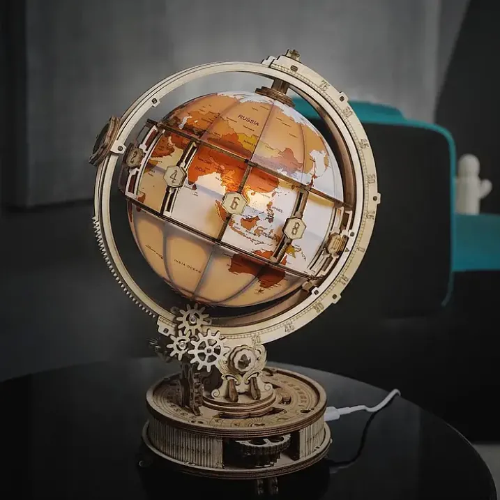 Kit para construir un globo terráqueo con luz
