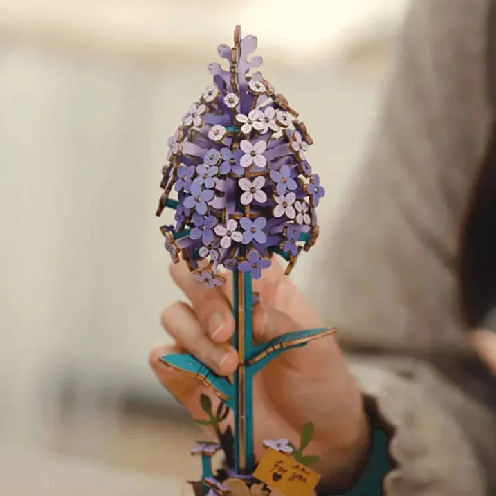 Kit para montar una flor de madera