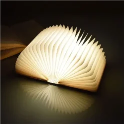 Lámpara libro que se ilumina al abrirse