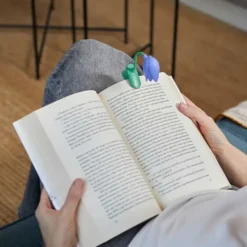 Luz de lectura en forma de tulipán