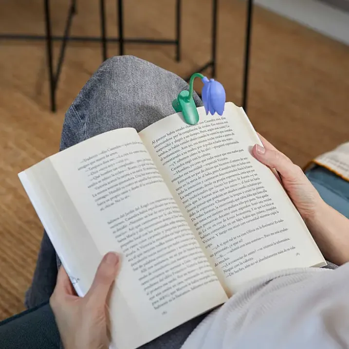 Luz de lectura en forma de tulipán