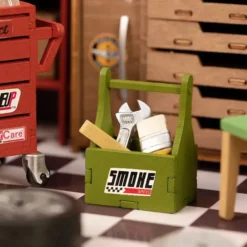 Maqueta de taller mecánico para montar uno mismo