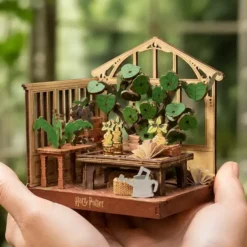 Mini maqueta de clase de herbología Harry Potter