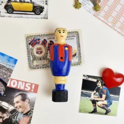 Muñecos de futbolín con imán para la nevera