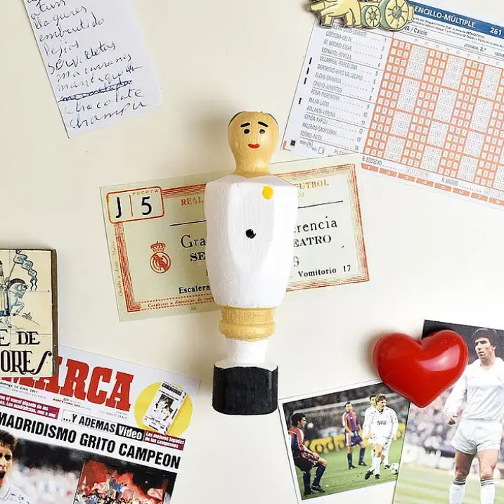 Muñecos de futbolín con imán para la nevera