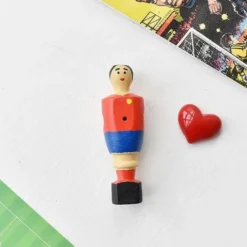Muñecos de futbolín con imán para la nevera