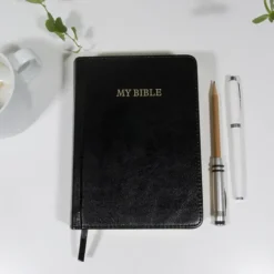 My Bible: el cuaderno de 1.280 páginas