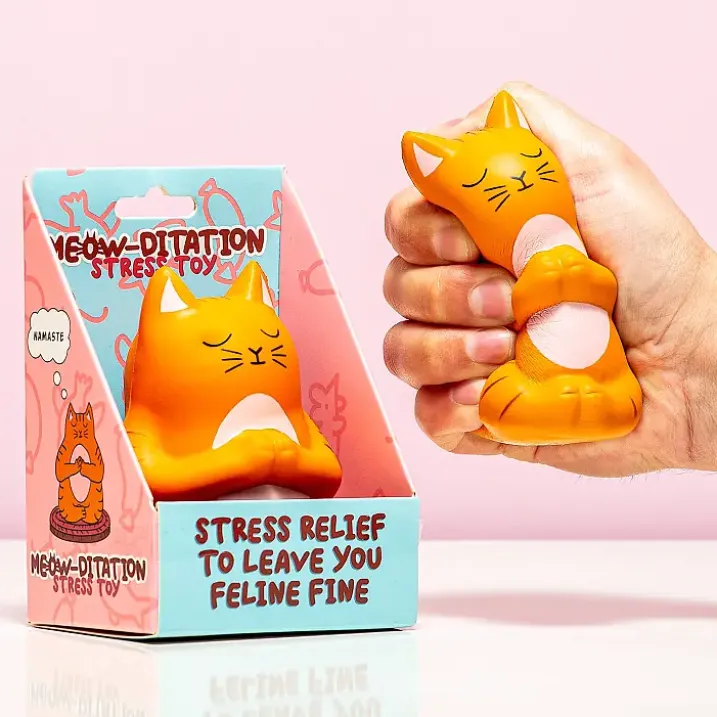 Pelota antiestrés con forma de gato meditando