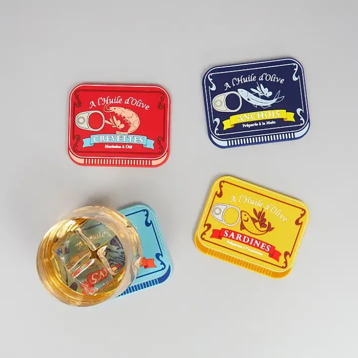 Posavasos originales en forma de lata de conservas