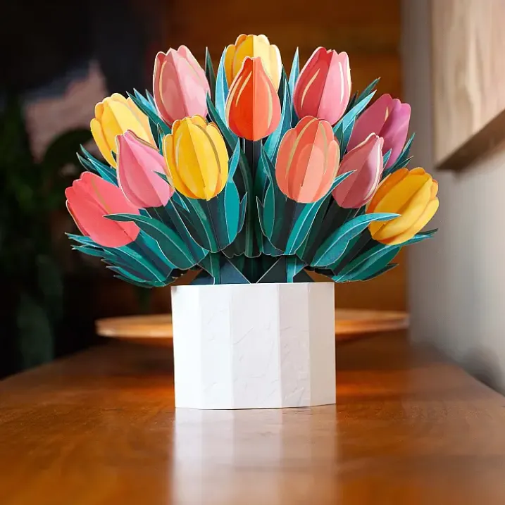 Ramo de flores de papel tridimensional