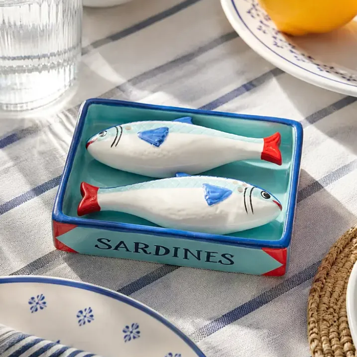 Salero y pimentero en forma de sardinas
