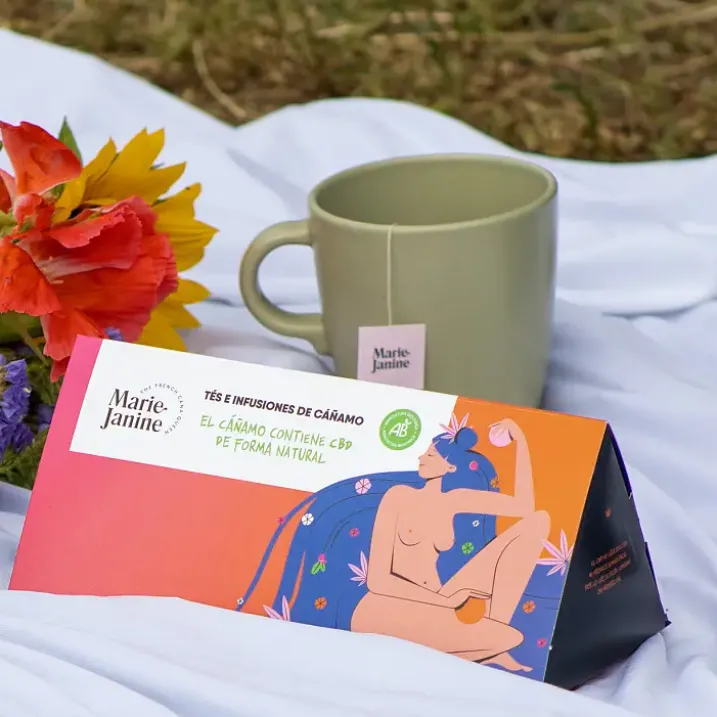 Selección de tés e infusiones con CBD