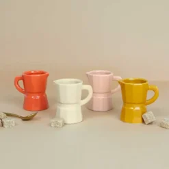 Set de tacitas espresso con forma de cafetera