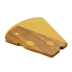 Tabla de queso con forma de queso Gruyère