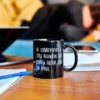 Taza con mensaje He sobrevivido a otra reunión...
