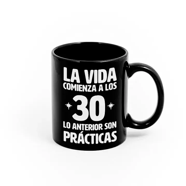 Taza con mensaje La vida comienza a los 30