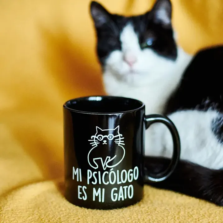 Taza con mensaje Mi psicólogo es mi gato