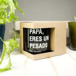 Taza con mensaje Papá, eres un pesado