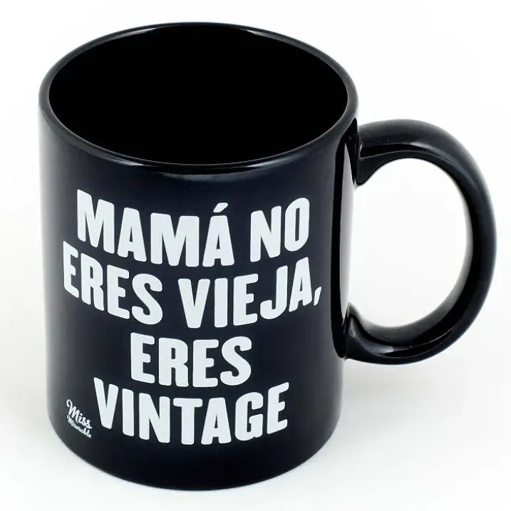Taza Mamá no eres vieja, eres vintage