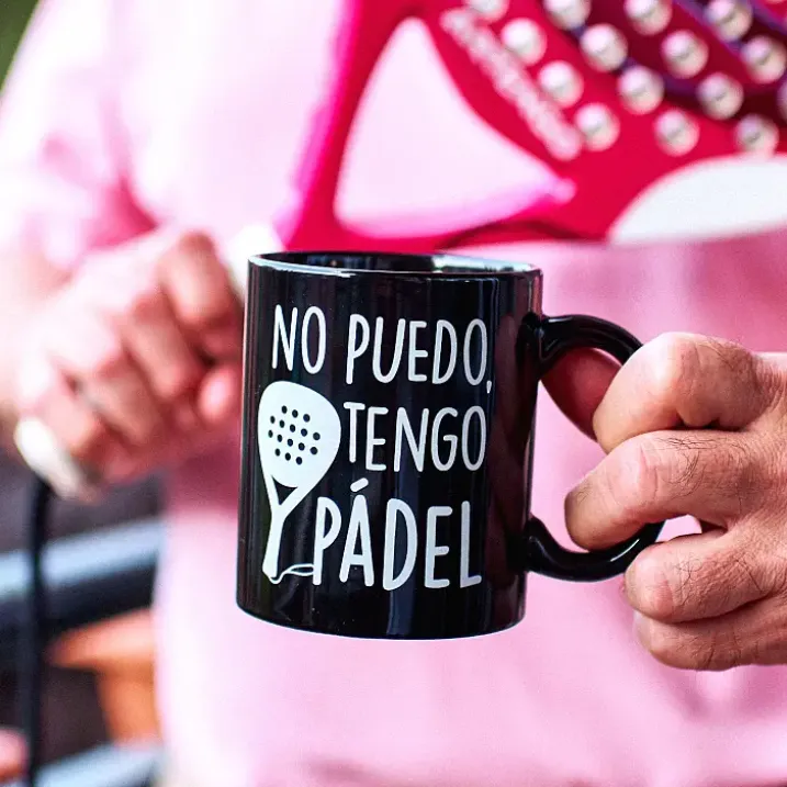 Taza No puedo, tengo pádel