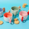 Taza original con animalito curioso
