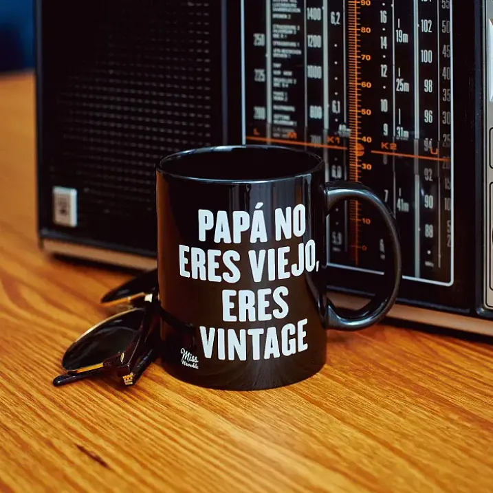 Taza Papá no eres viejo, eres vintage