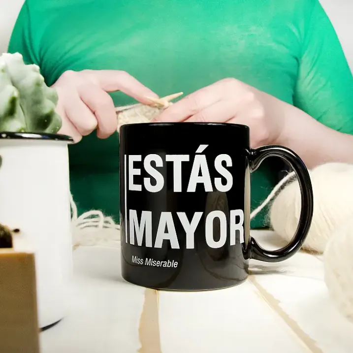 Taza para cumpleaños Estás mayor