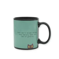 Taza que cambia de color con gatito travieso